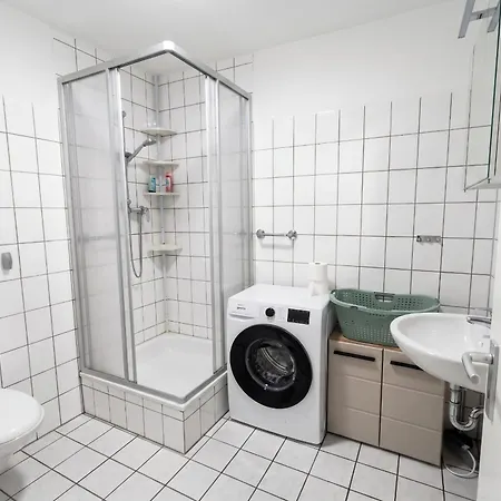 Helles Dachgeschoss Im Herzen Von Altstadt, Bahnhof Und Weser Zu Fuss Erreichbar * Hamelin